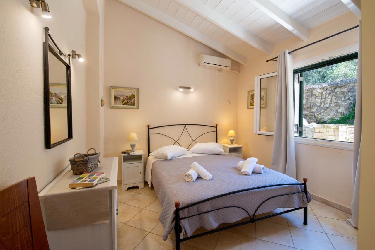 Maritina Villa By Paxos Retreats Velianitátika Kültér fotó